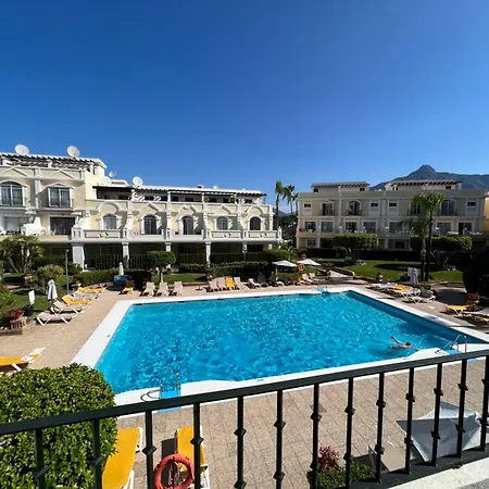 Summer Townhouse /aloha Garden/2bedrs/2baths Marbella